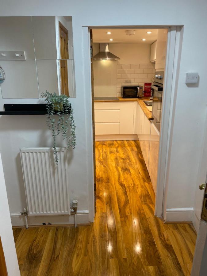 Garden Flat Torquay Just 2 Mins Walk From The Harbour Leilighet Eksteriør bilde